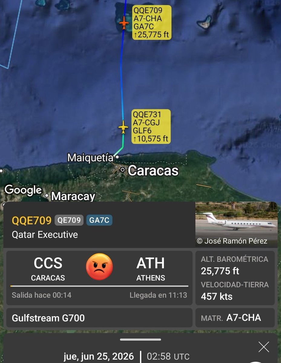 Arr3ch0's tweet photo. La tragedia en La Guaira con los 2 terremotos en Venezuela y ni siquiera el aeropuerto de Maiquetía estando cerrado pudo detener los vuelos programados de éstos 2 jets de Qatar Executive rumbo a Paris y Atenas. Salieron de Maiquetía cerca de las 11pm, 5 horas después del 1er terremoto.