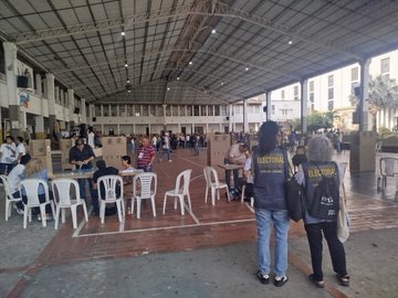 ICIPeace's tweet photo. A team from ICIP has joined the Catalan Electoral Observation Mission (EOM) to monitor the second round of the Colombian presidential elections.

Thanks for the initiative @TaulaColombia! https://t.co/1MsHzyYa1I