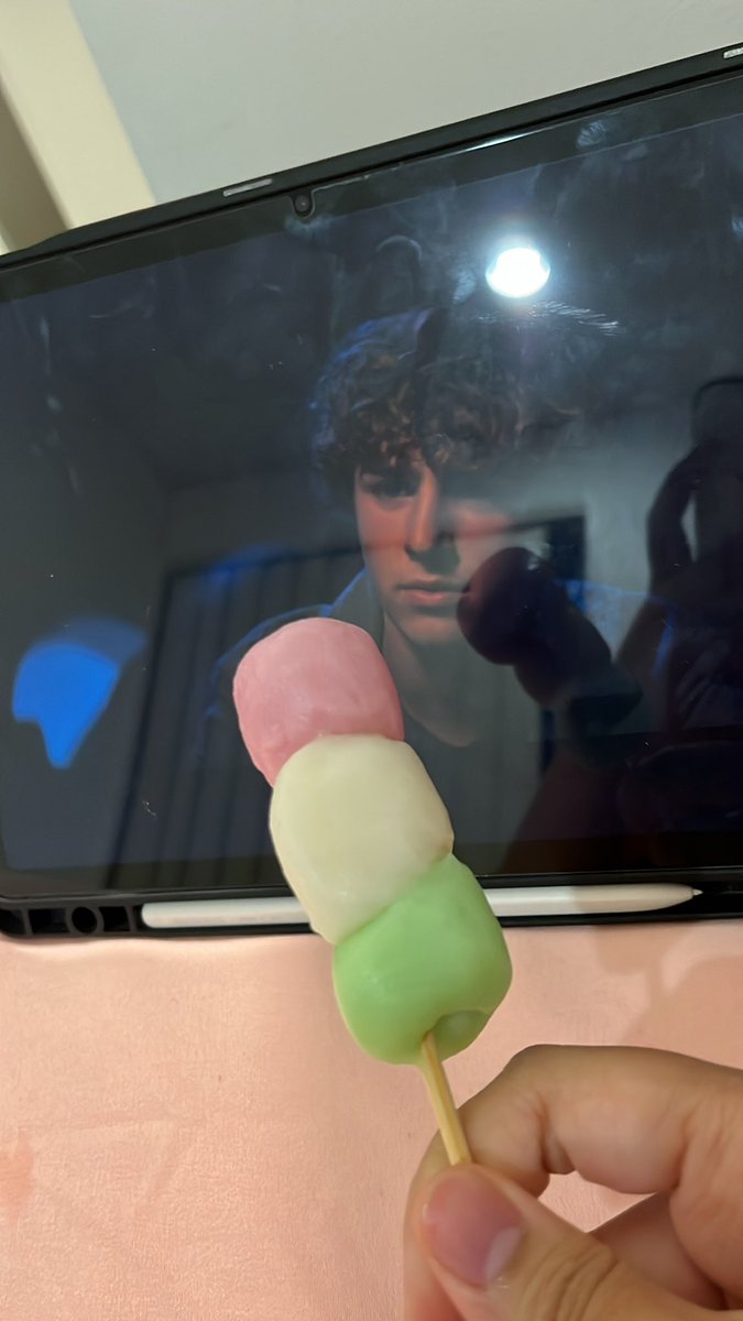 altaireys's tweet photo. Have some dango https://t.co/wvROAXY0s0