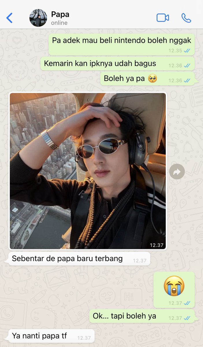 claryvelle's tweet photo. — kisah ayah papa dulu 

#williamest au https://t.co/tgPRisK6PW