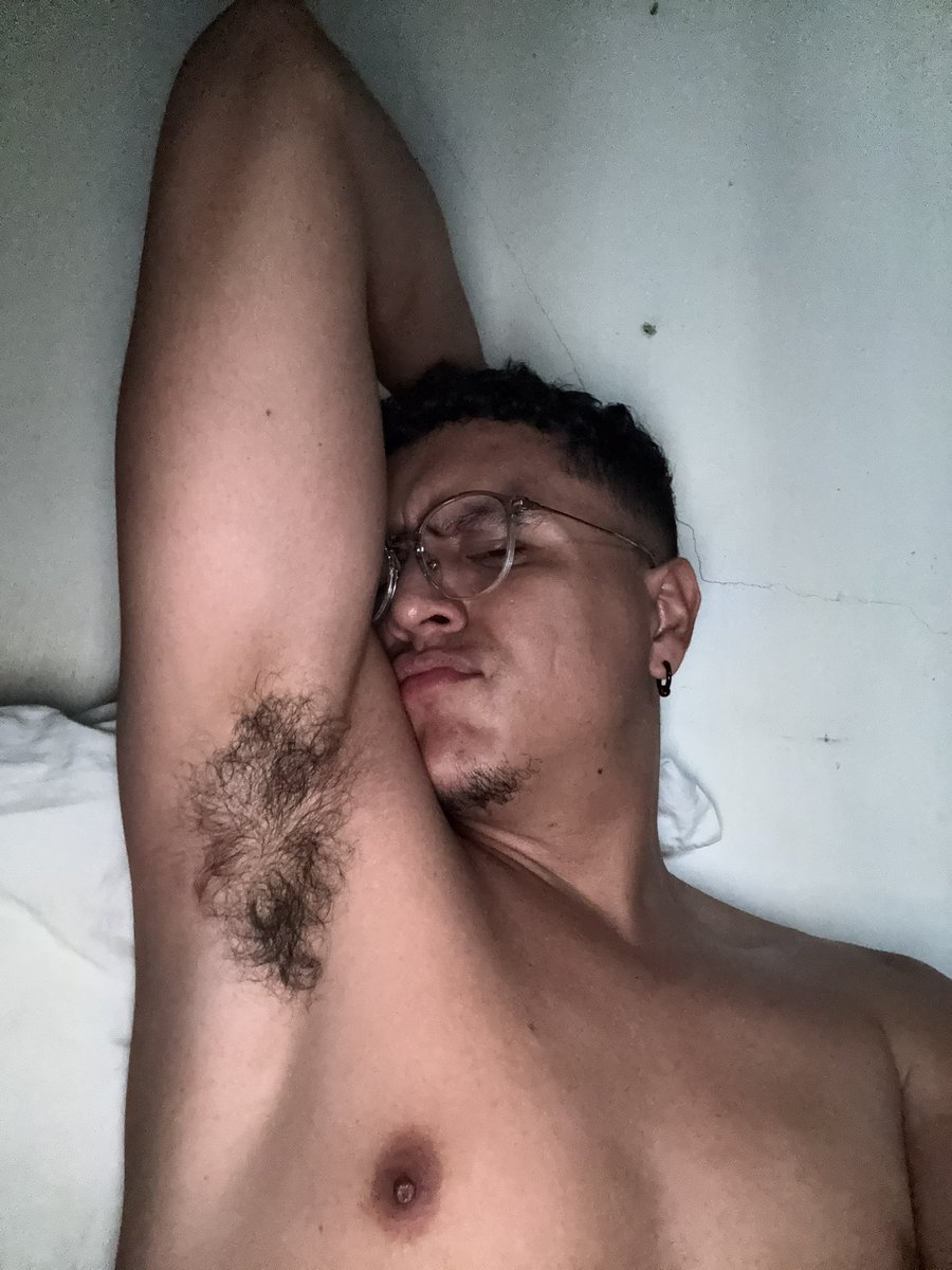 thisisdreix's tweet photo. The stinky pits | the stinky ass 
https://t.co/msrsGdyDfx https://t.co/o2QGvqJQz9