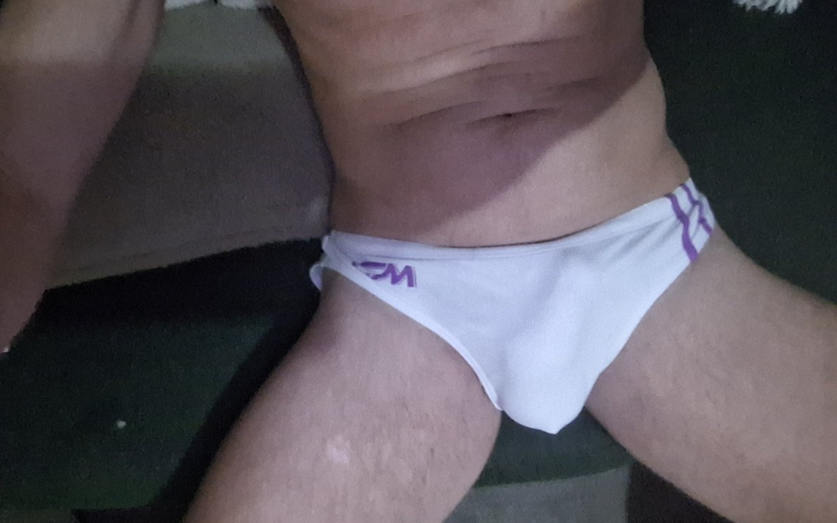 1981Maikel's tweet photo. Hey, I'm online @Stripchat. Come join me 👉 https://t.co/NkCHxGTukh #stripchat #stripchatlive https://t.co/3af0BMSFvk