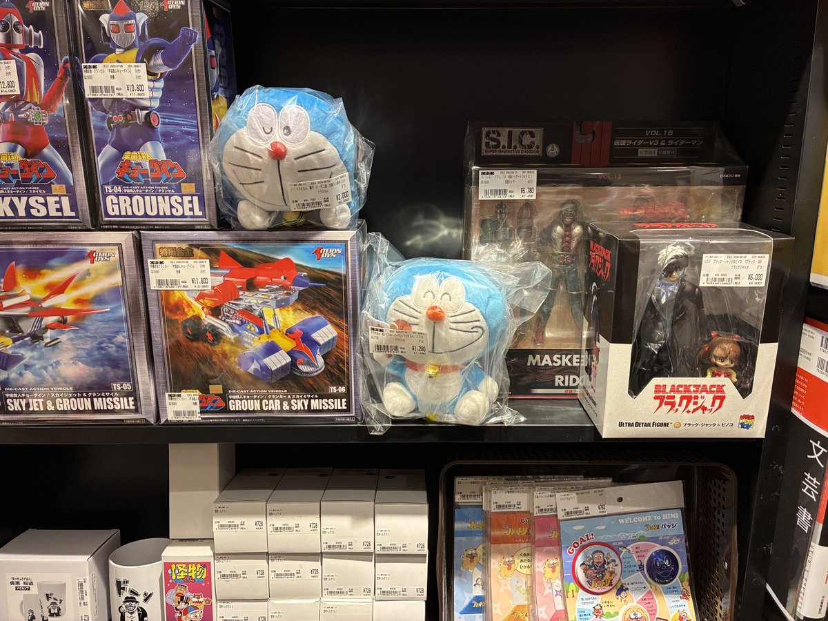ドラえもんぬいぐるみ3種類入荷！ かわいらしいドラえもんのぬいぐるみ