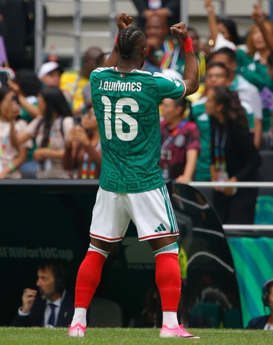 rthur013's tweet photo. Desde Cuajinicuilapa Guerrero...
Gooool de Quiñones 🙌🏽 https://t.co/pCrsx7gW4S
