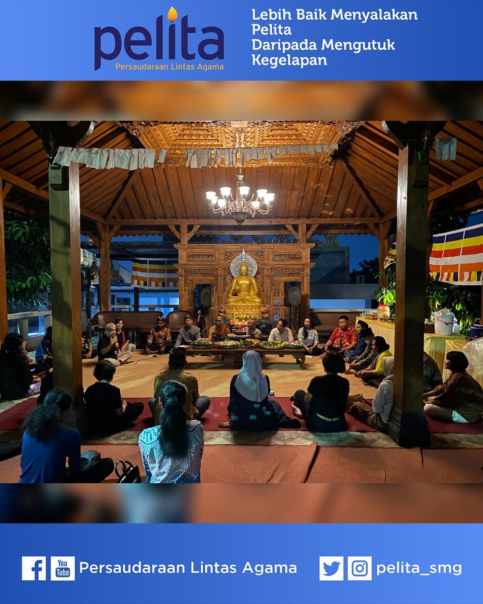 pelita_smg's tweet photo. Beberapa tokoh dan pegiat lintas agama/kepercayaan berkumpul di Pendhapa Vihara Tanah Putih kemarin malam (24/6) dalam acara bertajuk "Umbul Donga Nuswantara". Doa bersama lintas agama dan kepercayaan dilangitkan bagi keselamatan bangsa dan negara Indonesia. https://t.co/JnRjal3g5n