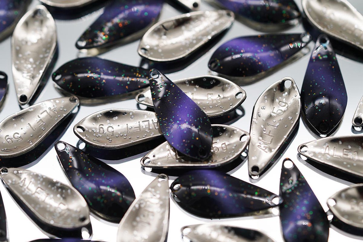 Alfred_Lures's tweet photo. 上州屋高崎店様のイベントで販売されるオリジナルカラーのご紹介です。

天の川

ALF1.0g、1.5g
ALF ジュラルミン1.2g、3g

まるで天の川の様なホロリウムを全面に散りばめたカラーです。
裏面のシルバーが明滅効果を出し、フラッシングで魚を誘います。 https://t.co/oXYffrTezG