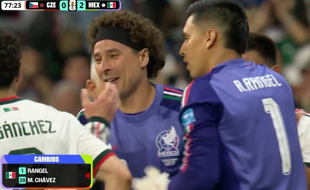 TouchlineX's tweet photo. 🚨🇲🇽 𝗕𝗥𝗘𝗔𝗞𝗜𝗡𝗚: 40-YEAR OLD LEGENDARY GOALKEEPER MEMO OCHOA IS COMING ON!

IT COULD BE HIS LAST EVER GAME IN HIS CAREER... THIS IS HISTORIC, HE PLAYS THE 6TH WORLD CUP IN HIS CAREER! 💫 https://t.co/iMmxfDIzB3