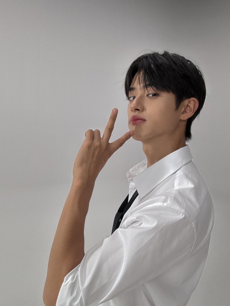kukuy0722's tweet photo. #김민규 
😗🩵🩵🐶 https://t.co/69EdVS5PAn