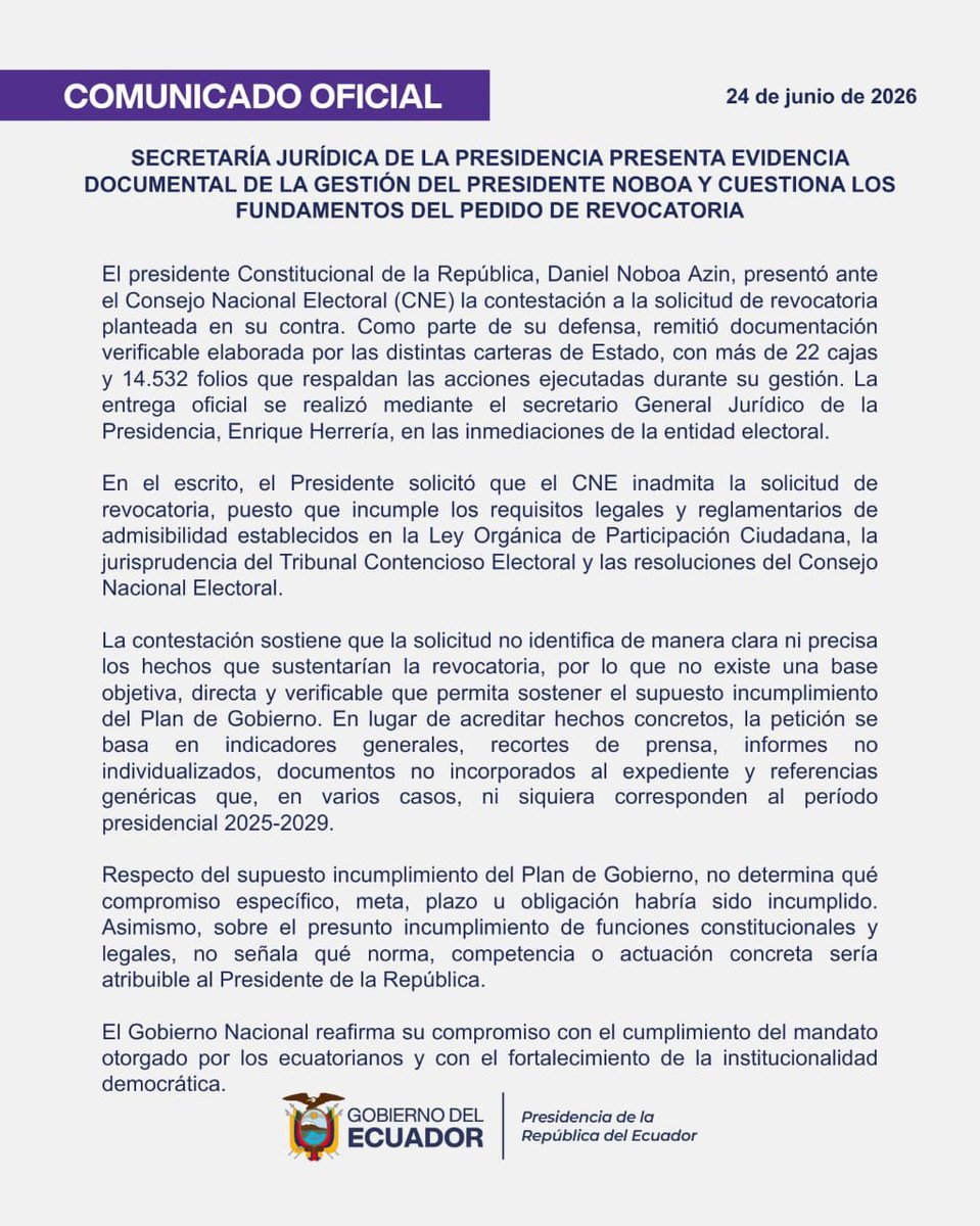 alvaro_exa's tweet photo. Los irresponsables que presentaron la revocatoria ni siquiera precisaron los supuestos incumplimientos. El gobierno ha presentado 22 cajas y 14.532 folios sobre su gestión. Contundente. https://t.co/rLJuJMguDf
