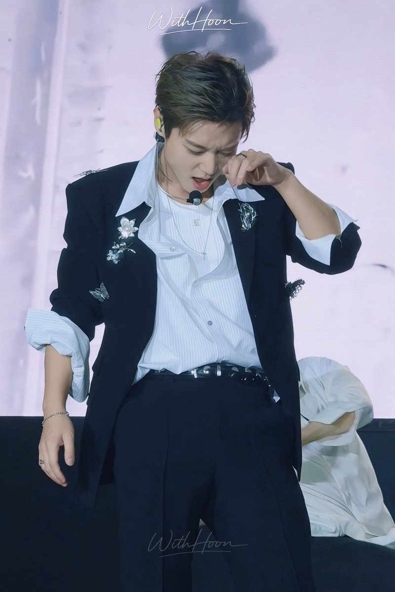 withjihoonvn's tweet photo. 260619 RE:FLECT 팬콘 IN HCMC 

#박지훈 #PARKJIHOON https://t.co/4Fi6eZVwM6
