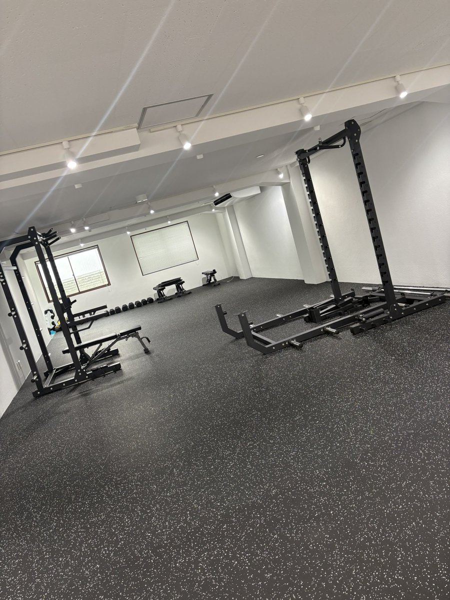 okb19911009's tweet photo. 京都の通い放題パーソナルジム💪
FITABLE3店舗となる
〝FITABLE阪急桂駅前店〟
OPENまであと1週間を切りました‼︎
お得な入会特典も実施中ですので沢山の方のご入会お待ちしてます😄
#fitable #パーソナルジム #京都 #桂 https://t.co/7fjXoX911M