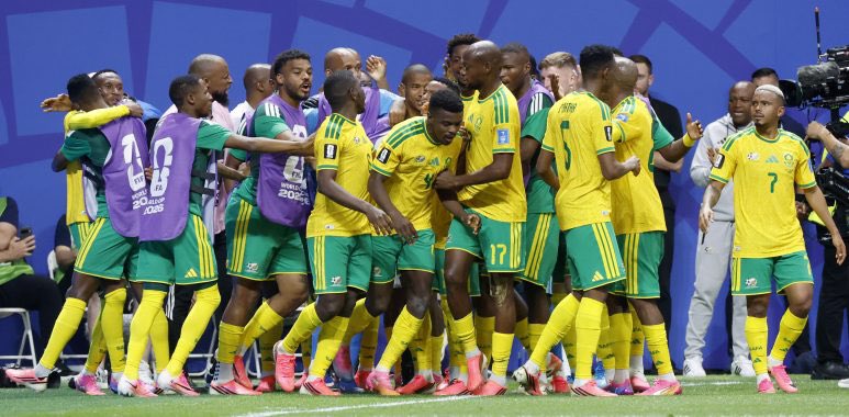 Yolulwe_Qoshe's tweet photo. HISTORY MAKERS!!!

BAFANA BAFANA PROGRESS TO THE KNOCKOUT STAGES OF THE FIFA WORLD CUP FOR THE FIRST TIME IN THEIR HISTORY!!!!😭😭😭😭🇿🇦🇿🇦🇿🇦🇿🇦🇿🇦🇿🇦🇿🇦🇿🇦🇿🇦🇿🇦🇿🇦⚽️⚽️⚽️⚽️⚽️⚽️⚽️⚽️⚽️⚽️💚💛💚💛💚💛💚💛💚💛💚💛💚😭 https://t.co/QS2nNZKeUe