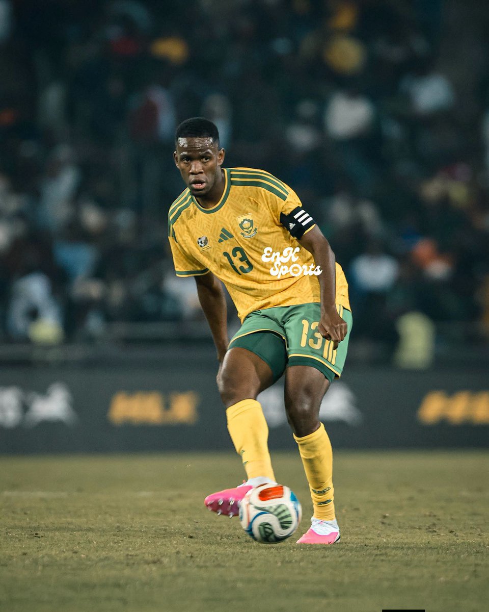 _izodlalaiTv's tweet photo. And he put a solid performance in that midfield🙌🏾🙌🏾

Siphephelo Sithole💪🏾🇿🇦 https://t.co/hCFLrRB5tn