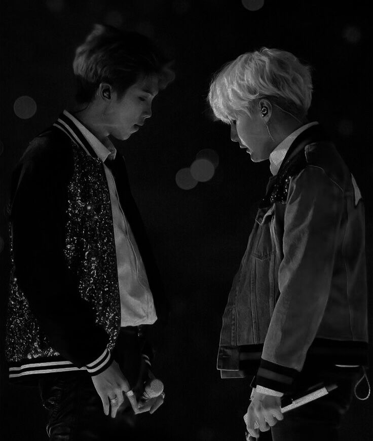grapelyx's tweet photo. Good luck, babe ! — #namgi au

Yg solo quería terminar su último semestre de arquitectura en paz hasta que nj se transfirió a la universidad y decidió convertirse en su problema favorito https://t.co/P7APFmf7oL