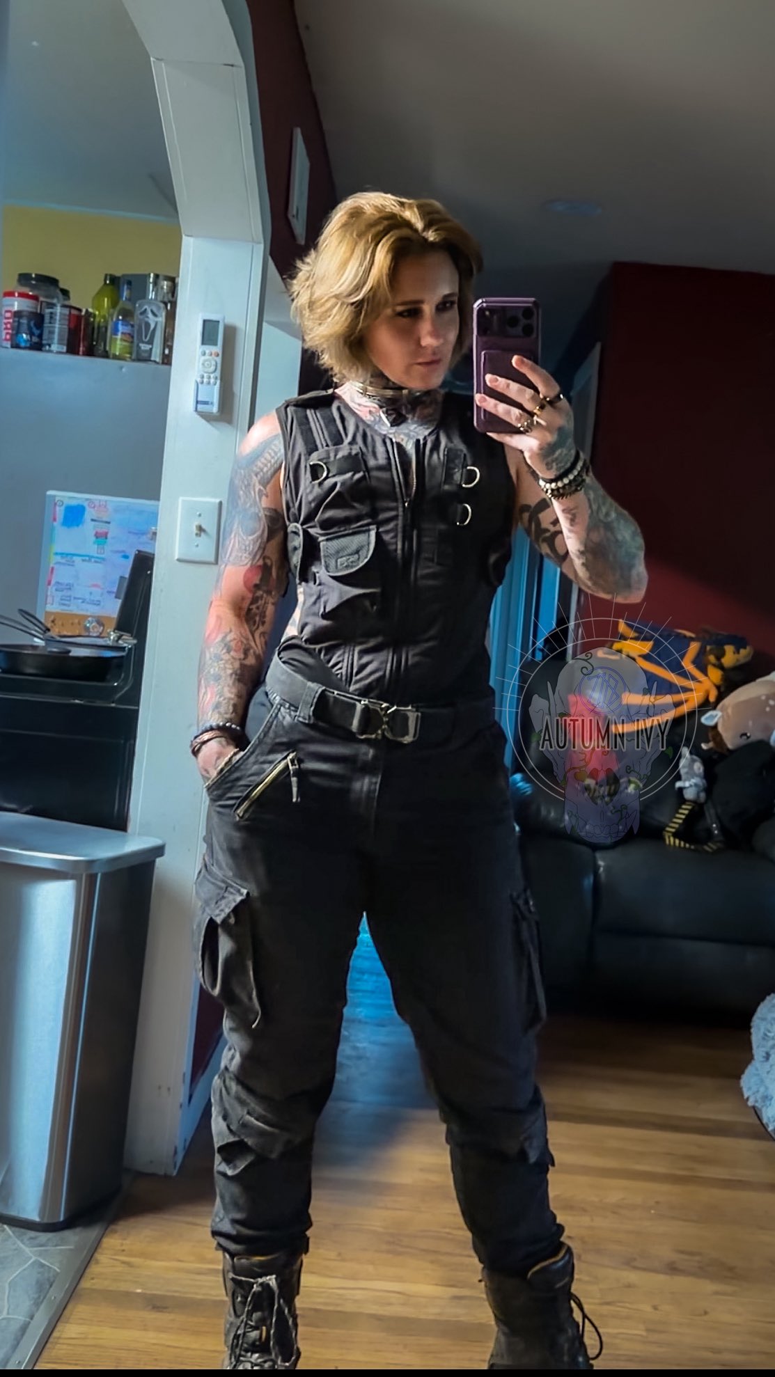 1 pic. On the plus side I’m filling out these pants more https://t.co/gMk1GJ7DpO