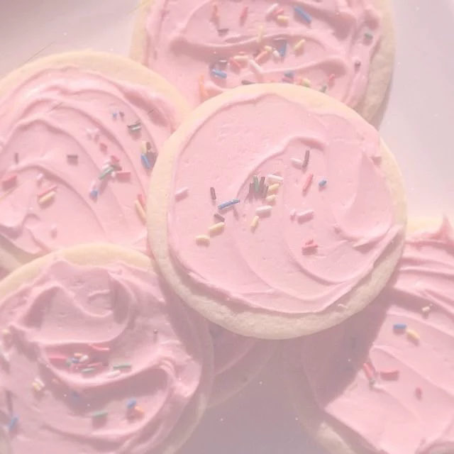 Lynnie 🍰🌸 edtwt tweet media