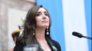 NCereijo's tweet photo. ¿Ves posible una alianza electoral entre @VickyVillarruel y @mauriciomacri ?

1 SÍ

2 NO https://t.co/DQjQDQAaam