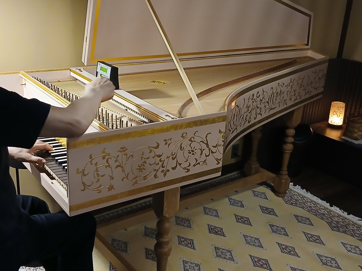 piano59460479's tweet photo. 一昨日は、大磯のスタジオで録音。そして昨日は、奈良でメンテナンス。ちょっとハードな2日間でしたが、今日から通常業務です。
どちらもJF Hessenでの仕事でしたが、レコーディングは初めてなので、出来上がりが楽しみです。
#Studio_and_Library_OISO #JF_Hessen #きたまち茶論 https://t.co/Wf3ikJ5UgZ