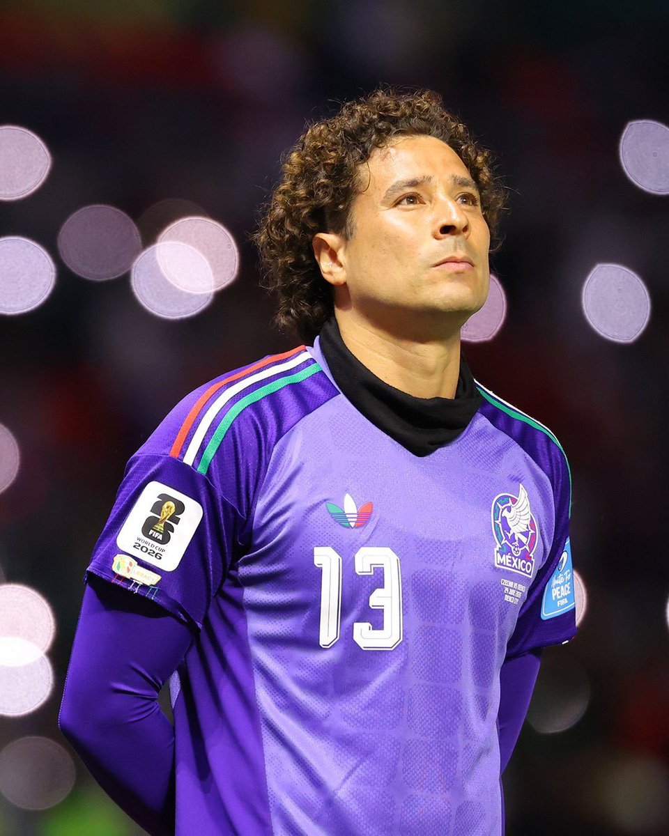 Alanografo's tweet photo. No dimensionan lo importante que fue Memo Ochoa para México, el mejor portero que ha dado este bendito país. https://t.co/bLXjzNnEjg