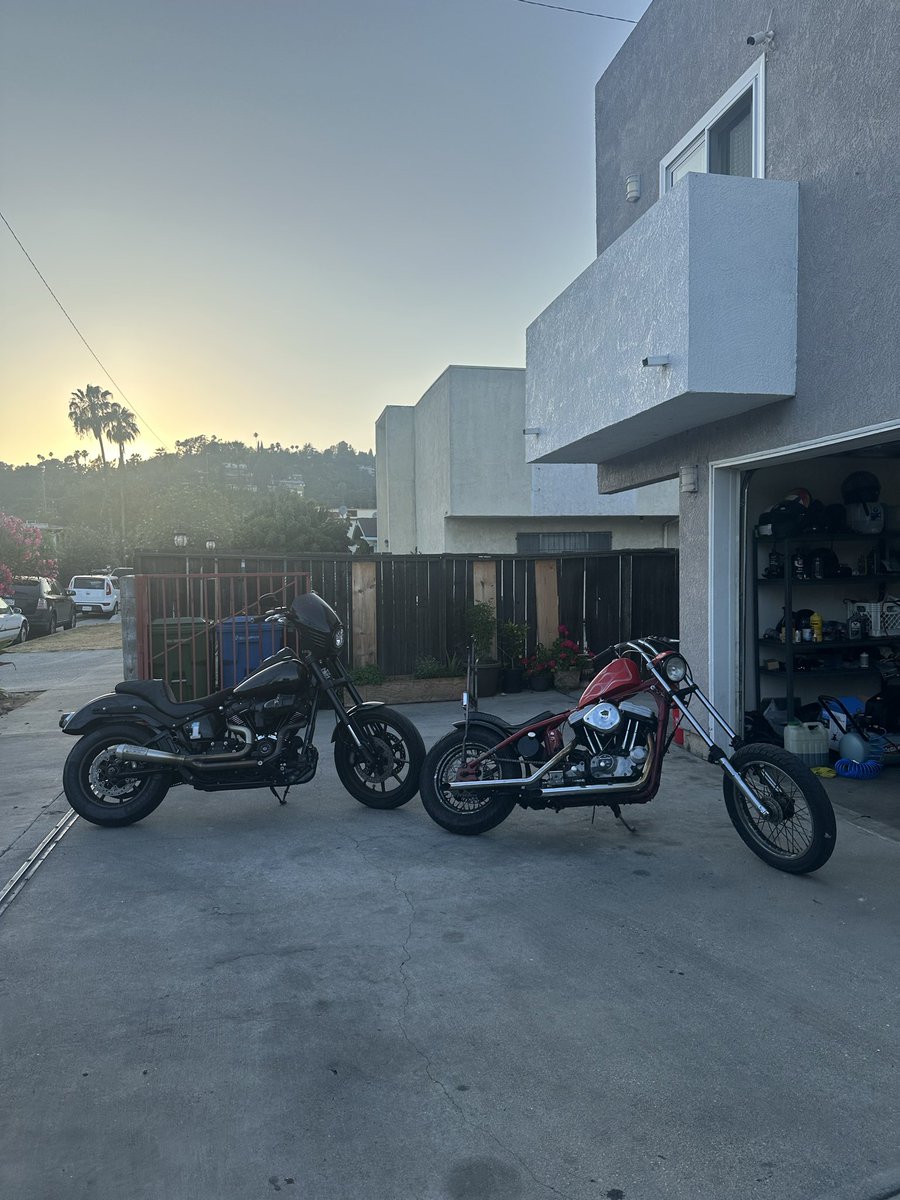 eboy6000's tweet photo. Motor was running lean and found out intake manifold was leaking now she’s running right ok logging off again good bye https://t.co/Q94perU91W