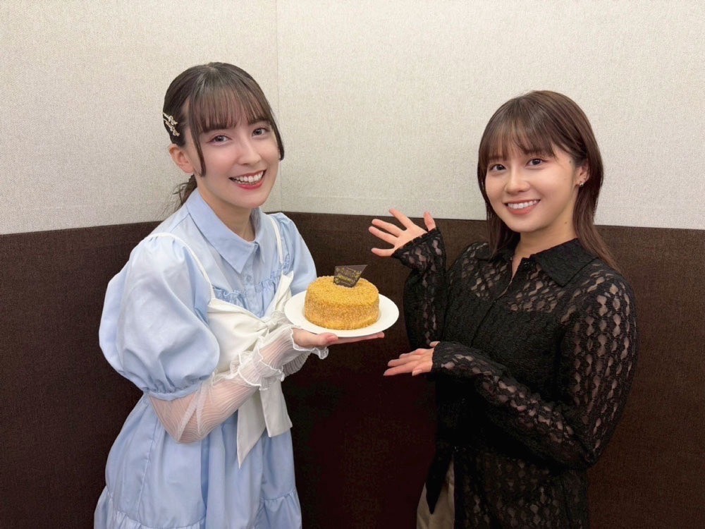 tomorinokoto's tweet photo. 楠木ともりのこと。第58回配信！
新楠木ファミリー、ペイトンの尚未氏こと、
ペイトン尚未さん登場！7/1(水)にリリースされる
1st Album「らしさ」の曲を２人で聞きながらのアルバム紹介＆
アナログ・レコード盤「PRESSED FLOWERS」の開封式も！
https://t.co/jTGOTNrcRQ

#楠木ともり #ペイトン尚未 https://t.co/iHGqVKKNIv