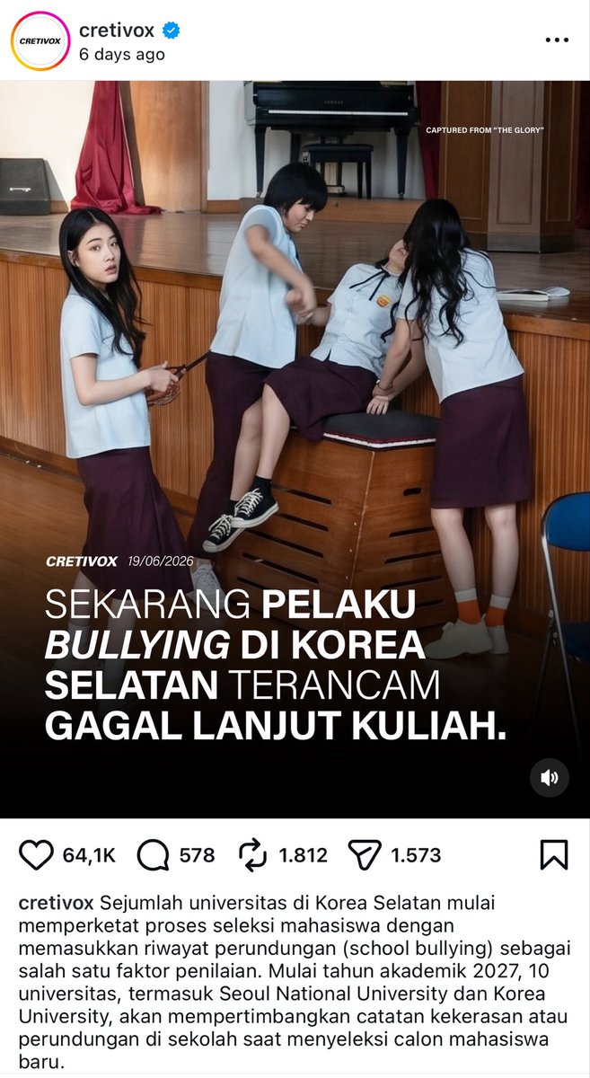 bbarbiena's tweet photo. MORNING GUYSSS

pas banget buka ig terus langsung lihat postingan cretivox yang ini
akhirnya bullying di sana dapet tindakan juga !!

pernah banget temenku liburan ke Korea, karena dia pakai hijab, mungkin agak lain ya di mata orang sana. sepanjang jalan ditatap underestimate, dilihatin dari atas sampe bawah, terus kadang diketawain anak sekolahan yang pakai seragam 🥲

selain itu sampe pernah juga dibilang kaya monyet, padahal waktu itu dia cuma lagi lewat aja dan lagi happy-happy nya foto.