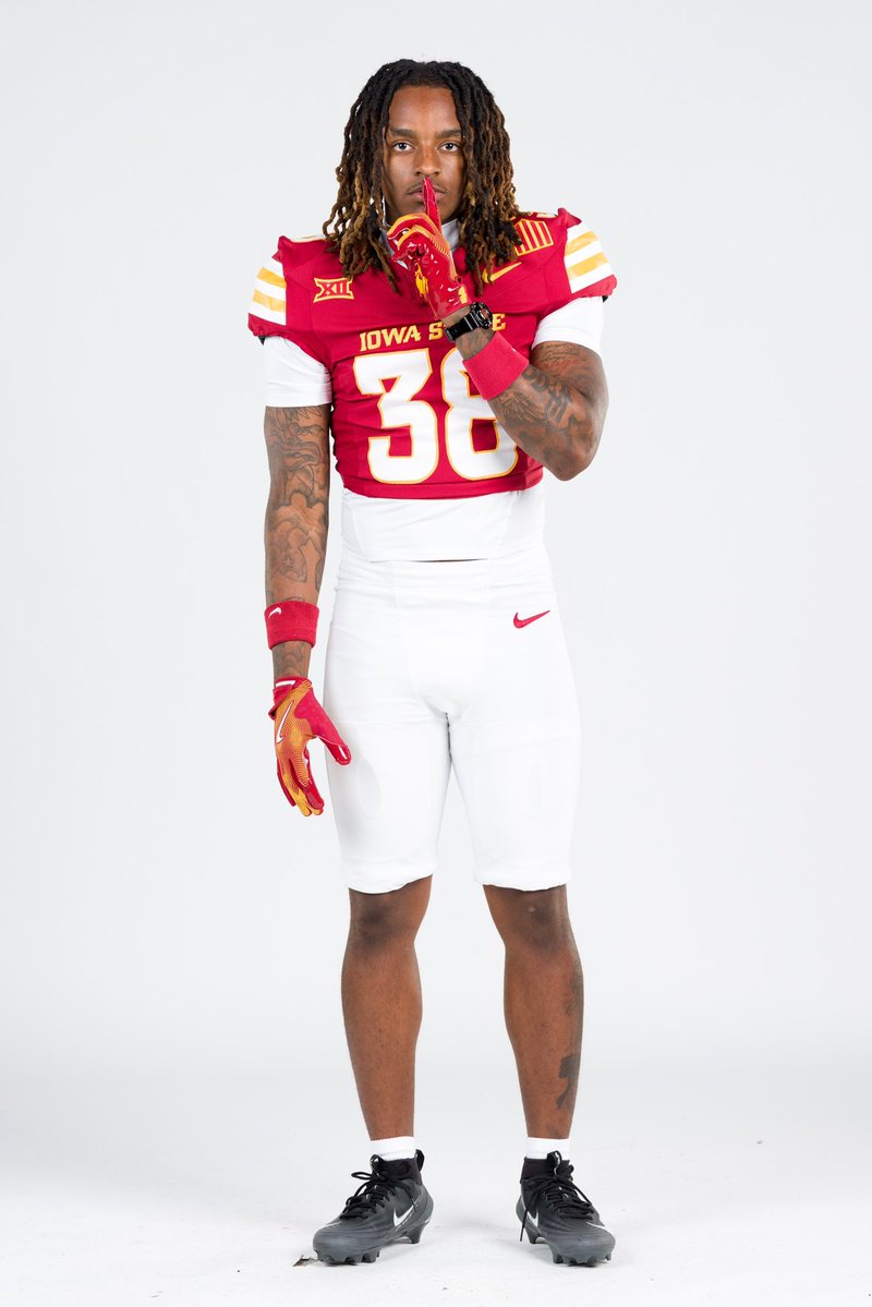 amiribarnes_'s tweet photo. 𝐂𝐇𝐀𝐏𝐓𝐄𝐑 𝟏 | 𝐕𝐄𝐑𝐒𝐄 𝟑𝟖 🌪️🌪️🌪️ https://t.co/D1z4iZYF51