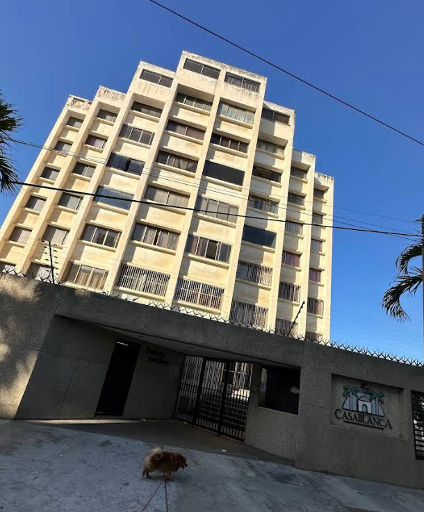 danper_04's tweet photo. Hola alguien sabe información de estos apartamentos en Tanaguarenas? Quedan cerca de playa escondida. Anexo la ubicación de google maps https://t.co/euXnimf27c