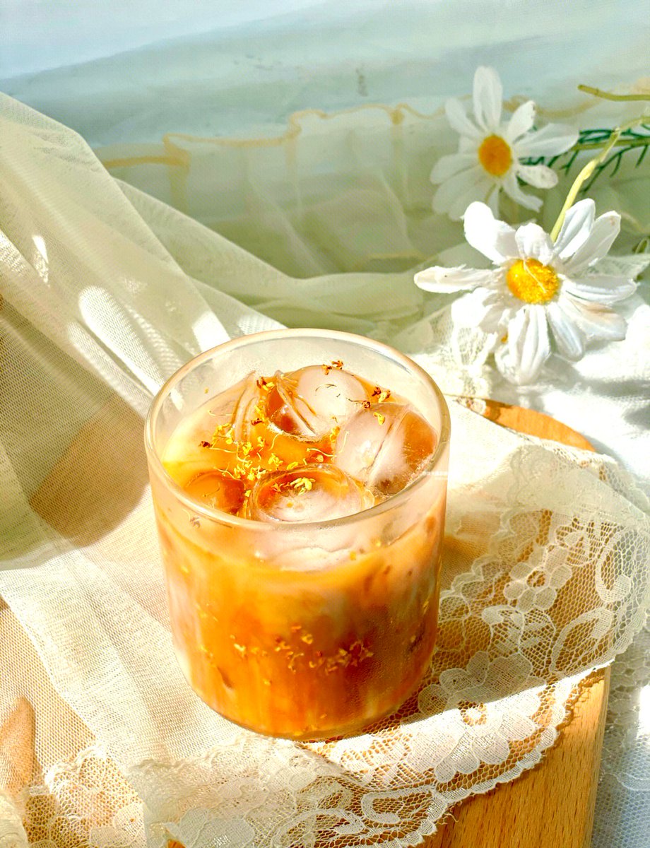 yyaanchik's tweet photo. Make your morning brighter in 2 mins! Mix cold brew coffee + oat milk + a dash of cinnamon, no fancy tools needed—smooth, cozy, and ready to sip!， https://t.co/U0FSIhPNQG