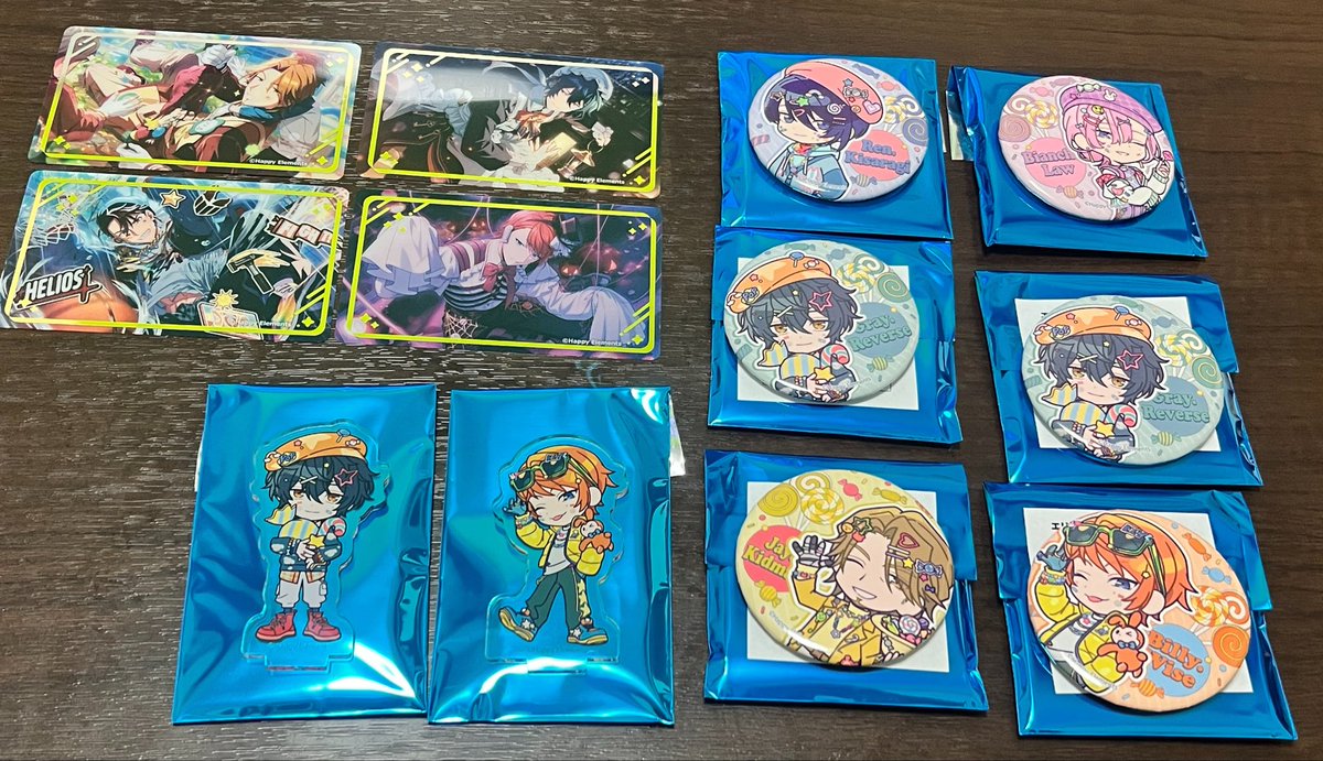 nyatan1019's tweet photo. 【交換】エリオスR カラオケまねきねこ クリアカード アクスタ 缶バッジ

譲)画像のもの
求）クリアカード：ヴィクター
缶バッジ：ヴィクター、ガスト
アクリルスタンド：ヴィクター、レン

京都内手渡しもしくは郵送でのお取引
検索にてお気軽にお声がけください◎ https://t.co/Ab7LqqIqVg