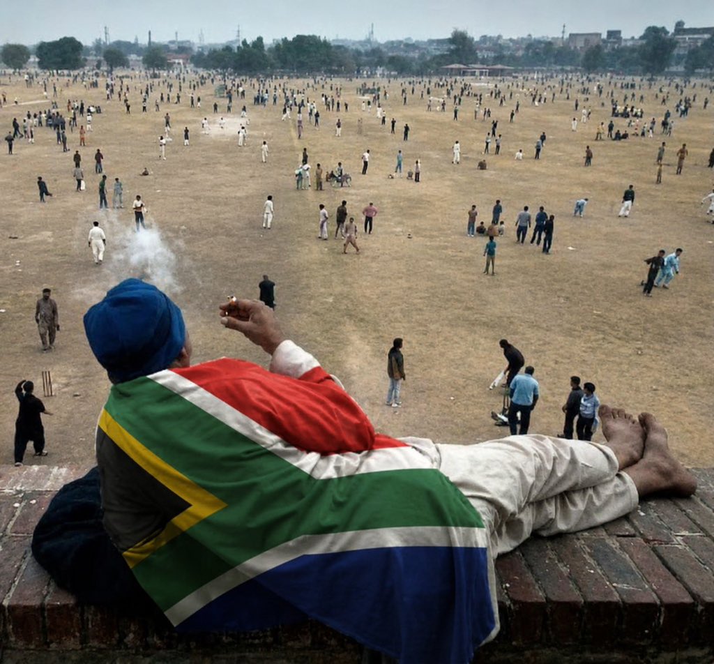 Evidence_Shongw's tweet photo. Xenophobia South Africa watching the rest of the continent hating on us https://t.co/3wilp9gFz3
