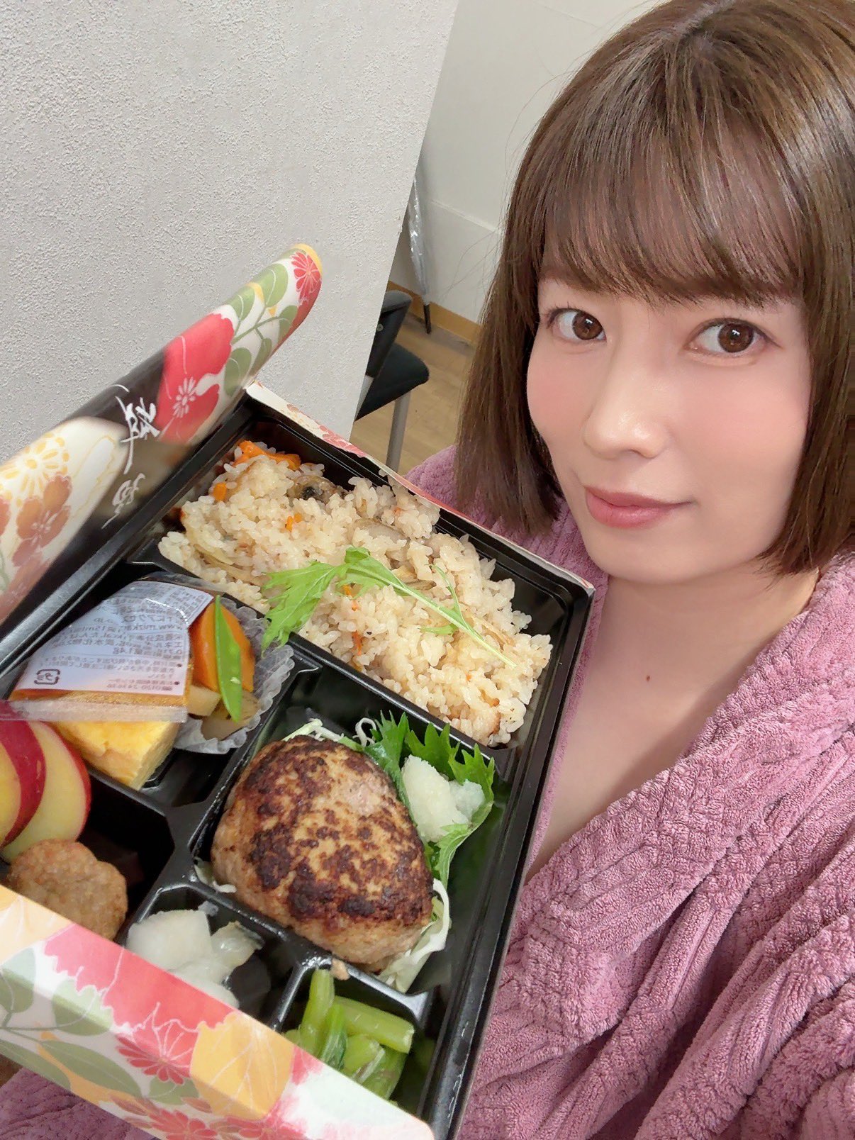 今日はお仕事だよ✨ https://t.co/EdRyAw8uAQ