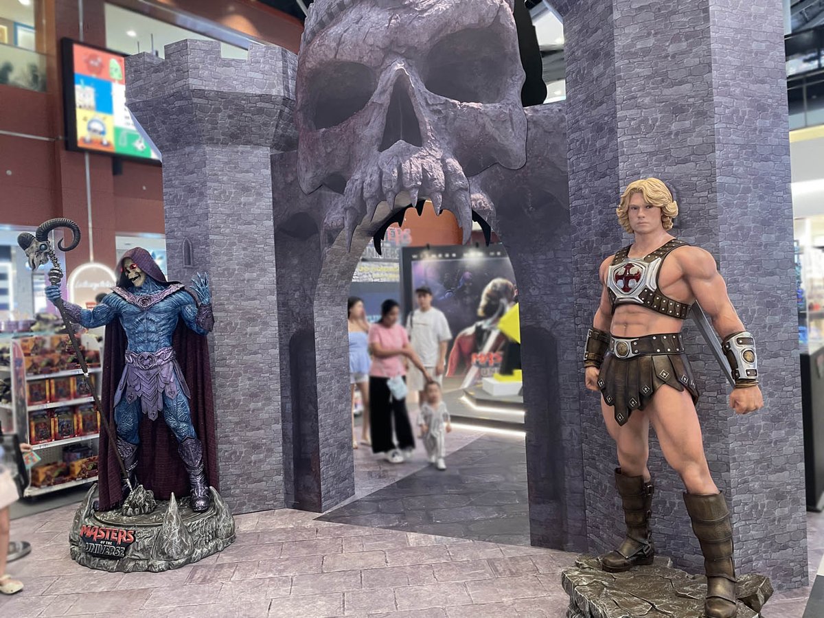 gamemove's tweet photo. Look who's guarding the Castle of Greyskull? 😅
#heman #mastersofuniverse https://t.co/F6BTgnc90Q