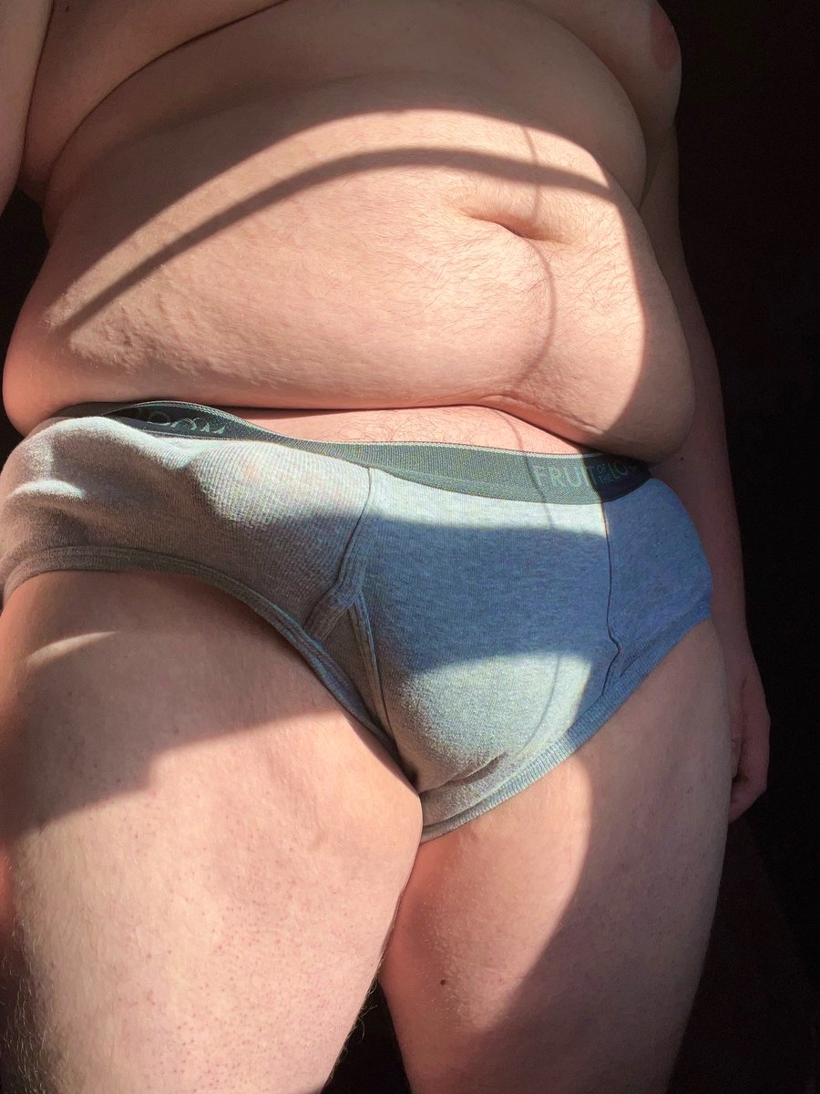 fatfuckingbear's tweet photo. i haven’t won until i have a furry artist hitting me up asking to use one of these as a YCH template 😪 https://t.co/IjOuMfPVFs