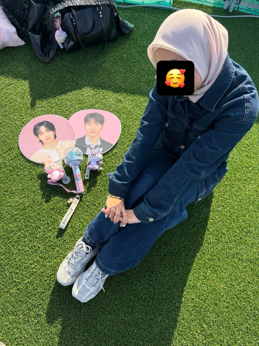 aeouyu_'s tweet photo. 25 and happy 💕💕 https://t.co/erwuTBVhLL