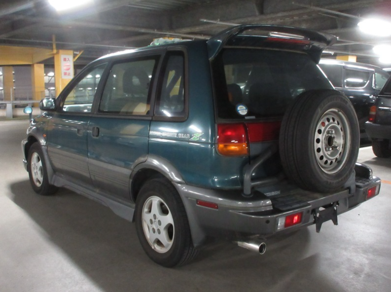 IXbE1IzHH3myazI's tweet photo. 気になる中古車！
「三菱 RVR ハイパースポーツギア Z」
ノンターボですが、販売期間がモデル末期の10ヶ月しかなかったレアグレードですぅ😆 https://t.co/n44HCXZCMX