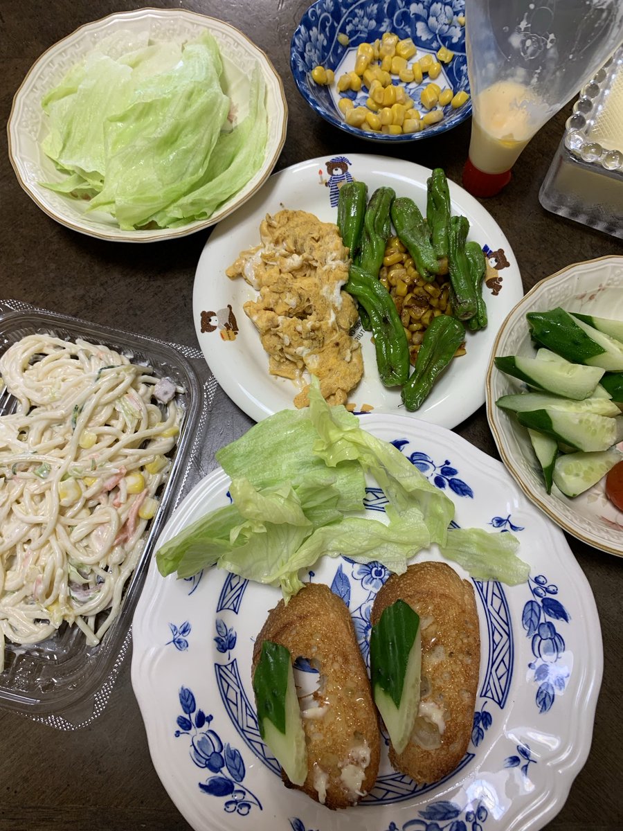 At3hrU's tweet photo. #Lunch ,#ScrambledEggs
#Shishito&Corn #PastaSalad https://t.co/I436ZJRLPH