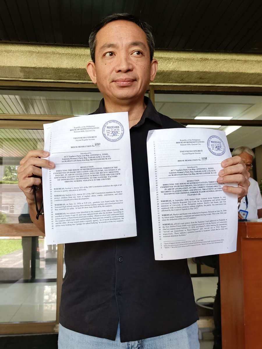 pmlvsqz's tweet photo. 𝗕𝗔𝗦𝗔𝗛𝗜𝗡: Inihain ng Makabayan bloc sa Kamara ang House Resolution 1157 na layong paimbestigahan ang pamamaril sa San Jose National High School sa Tacloban City.  @DZMMTeleRadyo https://t.co/RbXS8WR2ck