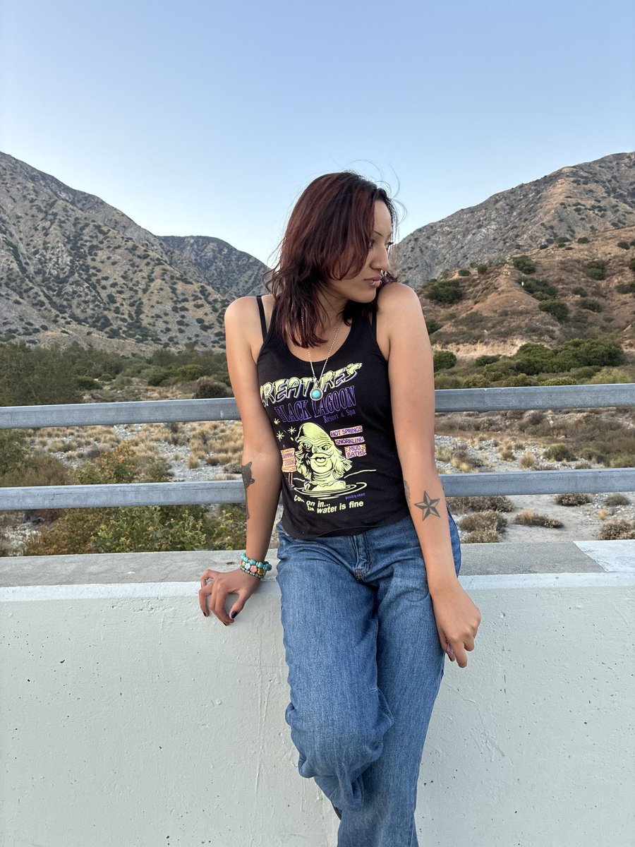 spicycatqueen's tweet photo. Pretty trees pretty sky :3 https://t.co/mc9jRogqm0