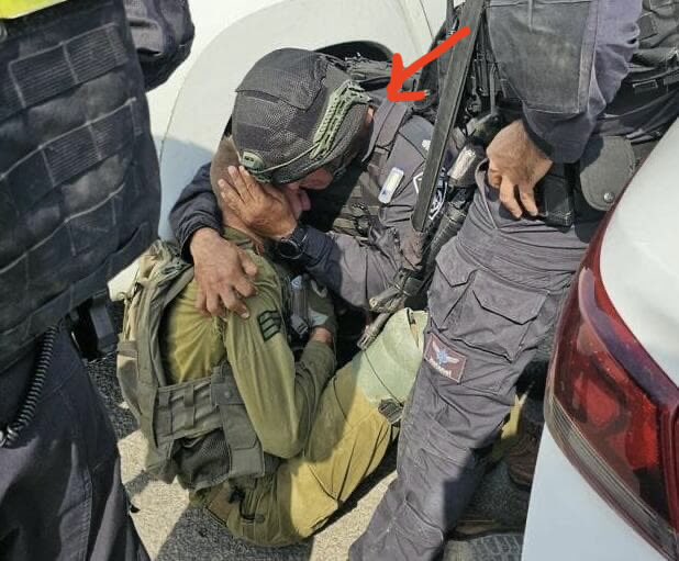 lizhamalka's tweet photo. סנ״צ אבי עמר נהרג ב-7 באוקטובר, קברנו שיניים, הגוף שלו נשרף כליל אבל, אני מבטיחה לזיני הגוש טינופת ושולחו, לא תצליחו למחוק את הטבח, זה מקועקע לנו על הלב, למי שיש איבר כזה בכל אופן. https://t.co/GHyJt03nlB