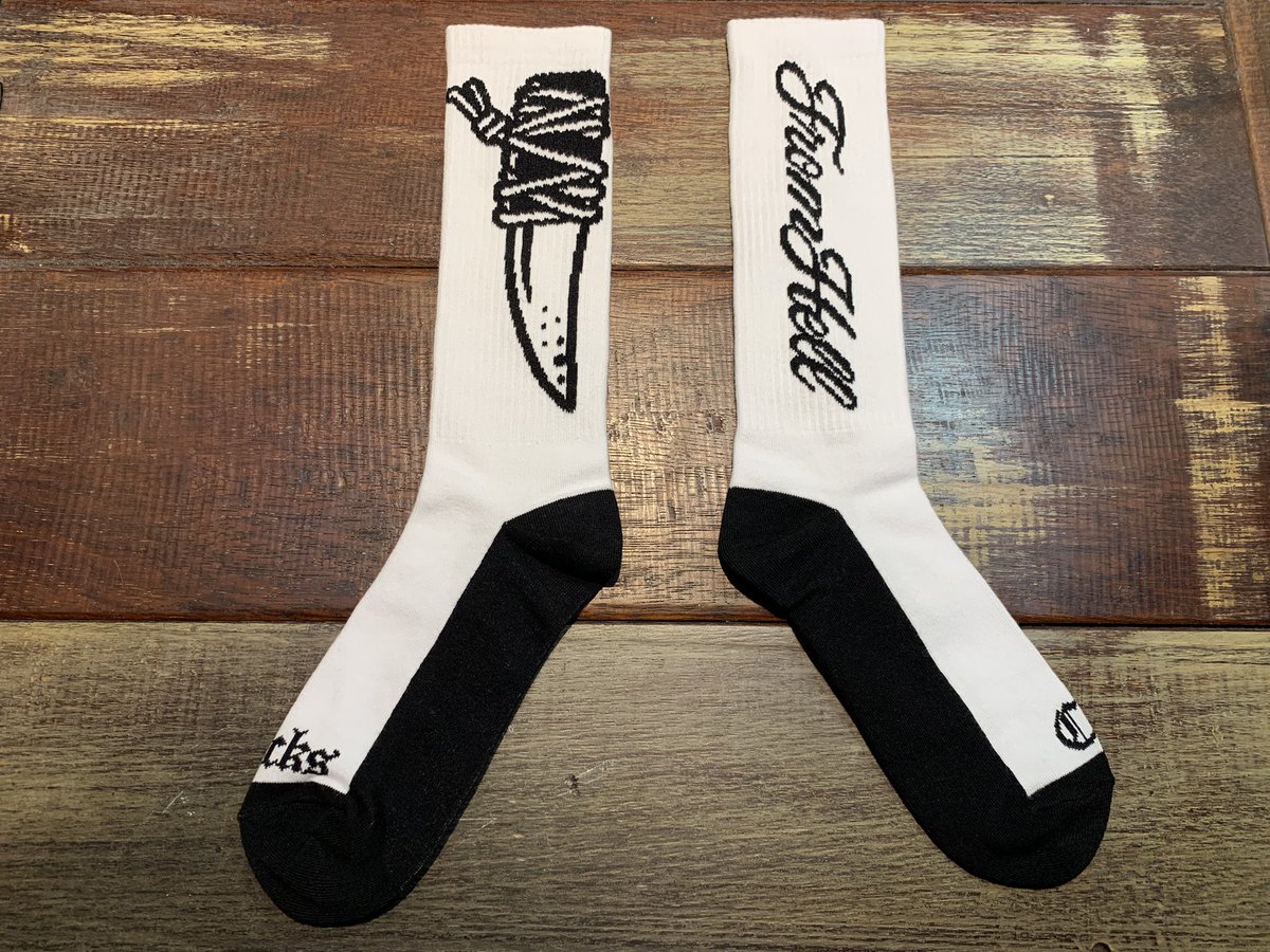 outsidekawasaki's tweet photo. CELLBLOCKS
Socks

新品アイテム

Size 約23cm〜27cm
Price ¥3300 Taxin

#川崎 #川崎駅 #川崎駅東口 #京急川崎 #京浜東北線 #南武線 #京急線 #東海道線 #アメカジ #川崎アメカジ #cellblocks #セルブロックス #靴下 #ソックス #川崎セレクトショップ #アウトサイド川崎 #outsidekawasaki https://t.co/lS0zf7AUUu