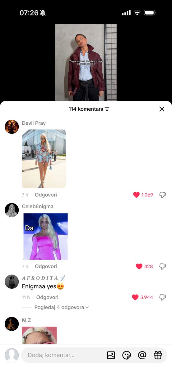 karleuusastarrr's tweet photo. Milica Pavlovic bolje reklamira Enigmu nego sto Karleusa reklamira Enigmu😼😂😂
#caosvima https://t.co/QPYFdN2CB9