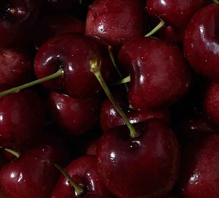 tilli_makeit's tweet photo. I love cherries because every time I eat one, I get to suck on the pit for a good ten minutes. maximize the amount you get by a lottt https://t.co/bn3oTmWZ7F