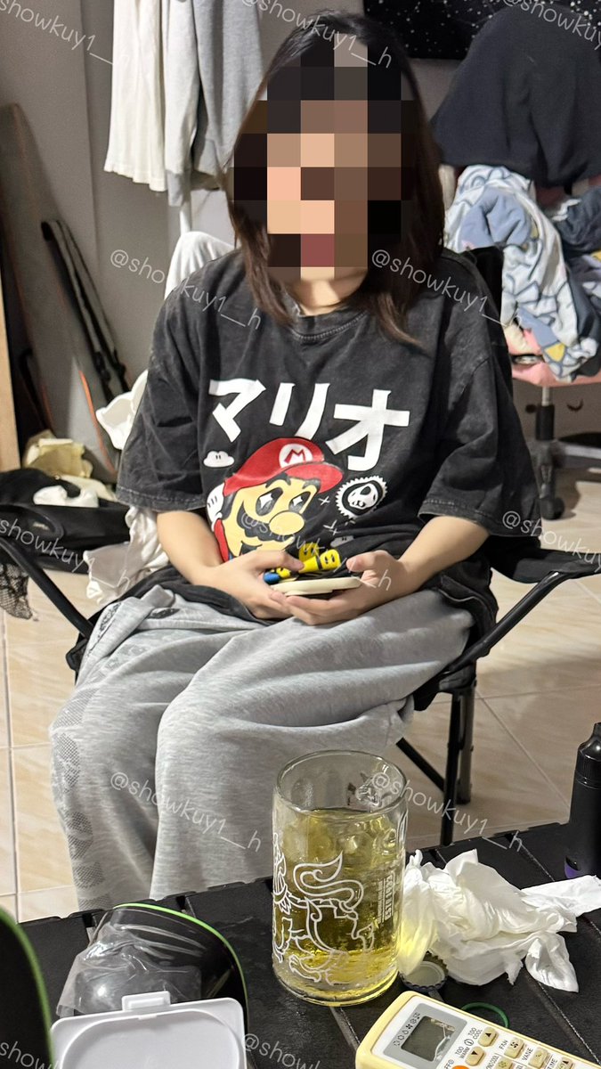 showkuy1__h's tweet photo. ในวันที่เมียไม่อยู่ แต่ยังไม่มีน้องเมียอยู่😂
มานั่งดื่มที่บ้านทุกคืนเลย ขอหน่อยละกัน https://t.co/ijX5PaNiB1