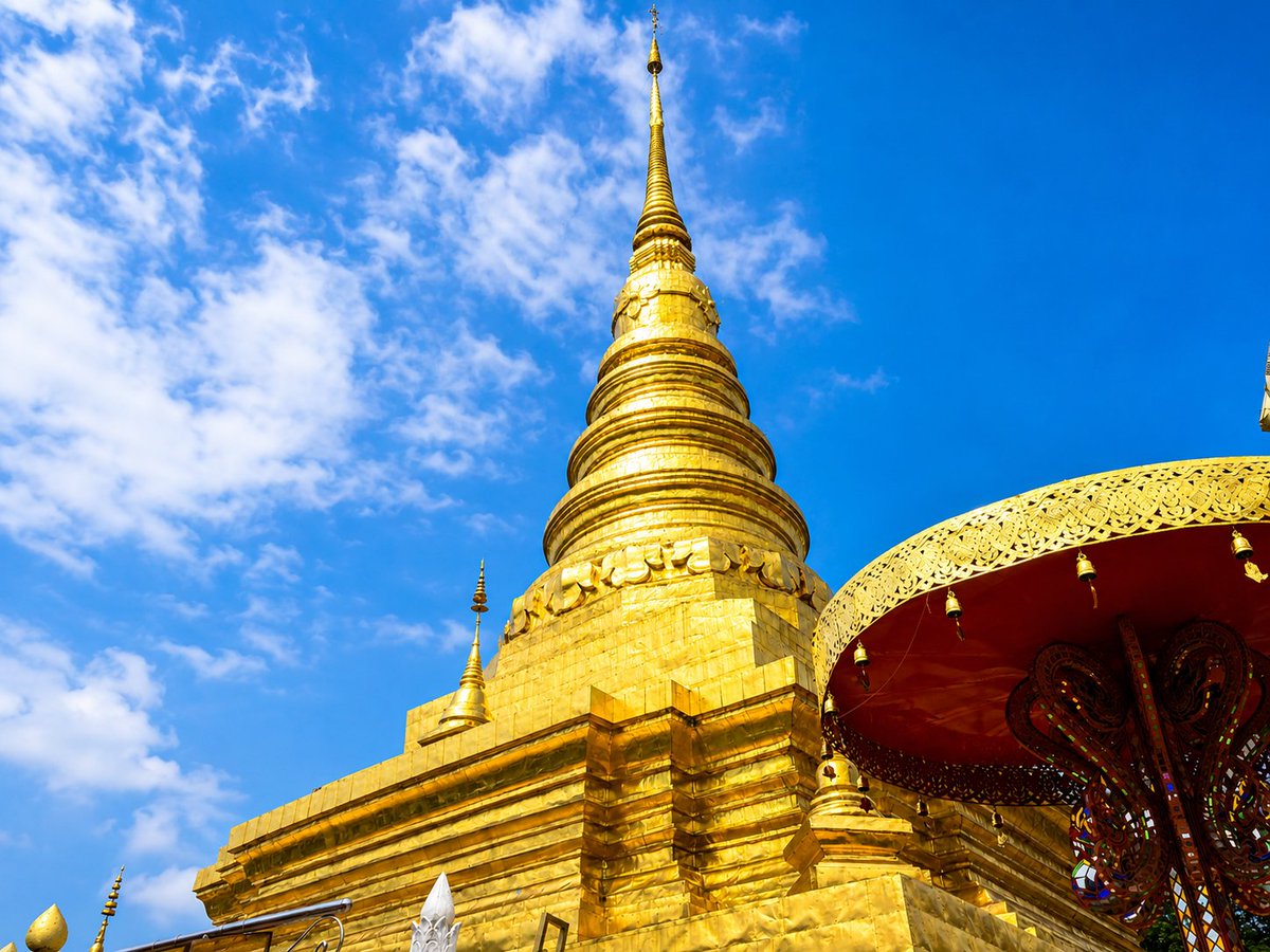 JcTour's tweet photo. Wat Phra That Chae Haeng, Nan, Thailand
 One of Northern Thailand's most revered Buddhist temples, renowned for its magnificent golden pagoda and rich Lanna heritage.
 Photo by https://t.co/pz5oLdEdNZ https://t.co/7sdQj4dcI0