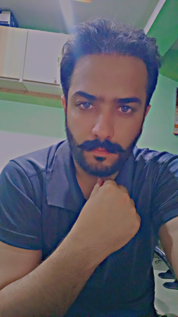 M_YOUNAS_KHILJI's tweet photo. ,وہ جو گیت تم نے سنا نہیں، میری عمر بھر کا ریاض تھا
میرے درد کی تھی وہ داستاں، جسے تم ہنسی میں اڑا گئے https://t.co/QGtIqs7EAq