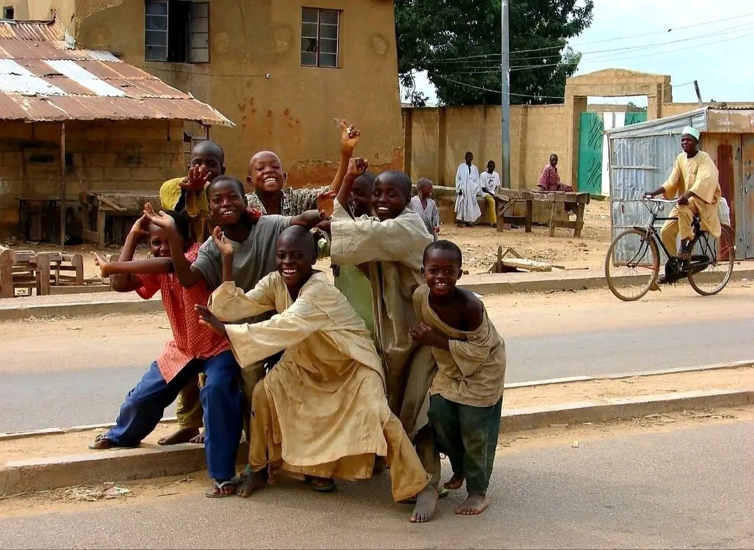 bapphah's tweet photo. Did you know Nigeria is among the countries with the highest number of out-of-school children in the world. 

The painful truth is that most of them are in Northern Nigeria.

Lack of education is one of the reasons why thuggery, violence, and insecurity continue to affect our communities. 

No region can develop without knowledge.

Wallahi, Arewa we must stop deceiving ourselves and face reality. The future of our children, younger ones, and generations to come depends on the decisions we make today.

This is a wake-up call to every Northerner. Let us rise, support education, and and invest in our children’s future. 

If we want a better tomorrow, we must educate our children today.

Education is not an option, it’s the key to our survival, progress, and success.