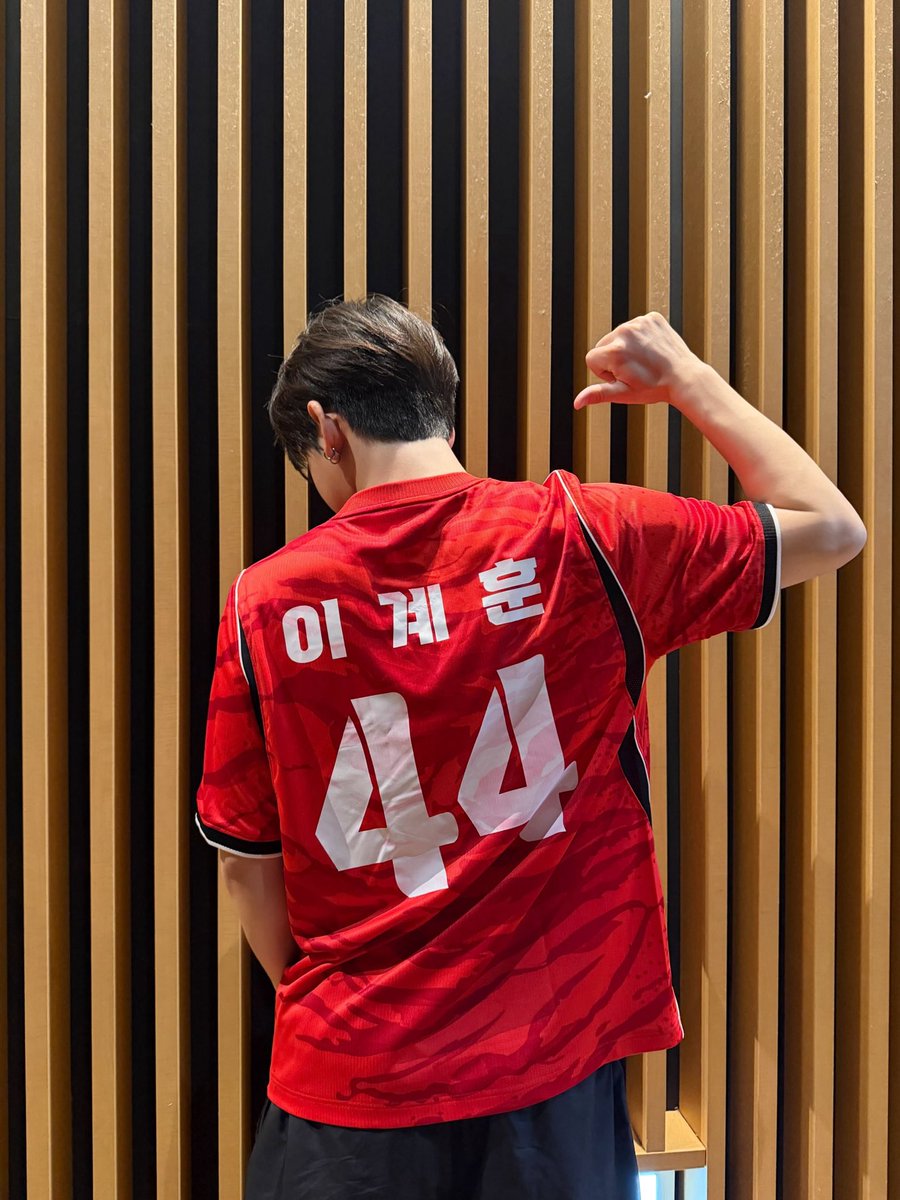 kickflip_jype's tweet photo. 📸ᴋɪᴄᴋᴋɪᴄᴋᴅᴀʏ

260625
Mnet 엠카운트다운 MC 계훈

#KickFlip #킥플립
#계훈 #Kyehoon https://t.co/XE8cHRPfl2