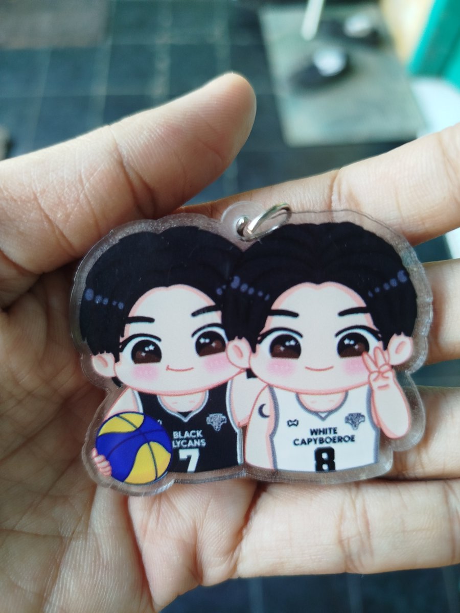 Deahaliim_'s tweet photo. Aku tuh ternyata sdh lama bgt gak peduli hal hal yg ada di rumah dan kamarku
Hari ini pertama cuti nemu byk bgt hal hal yg berasa sdh lama gak aku lakuin
Nemu barang2 yg pernah aku cariin gak ketemu 🥹
Aku bnr2 merasa healing bgt walaupun cm beresin kamar , lemari dan buku2 https://t.co/I1mRWVm5QT