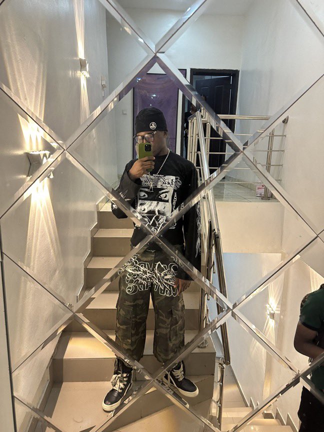 FEZRTW's tweet photo. 1 of 1 Rae Urban camo hat 
1 of 1 Wyde Awake jorts https://t.co/91lo9Gv7HW